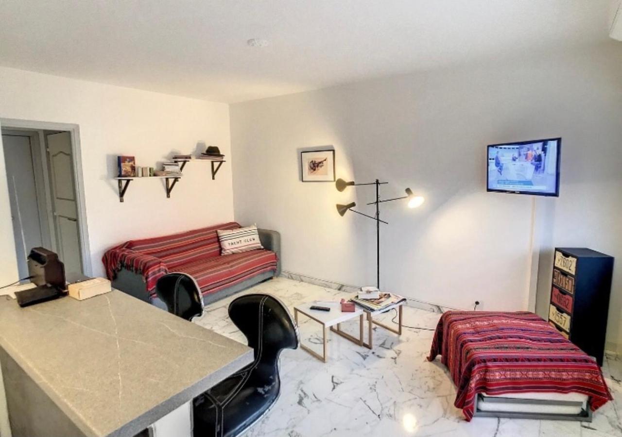 Superbe Studio Tout Equipe/Proche Mer Et Commodite Saint-Laurent-du-Var Bagian luar foto